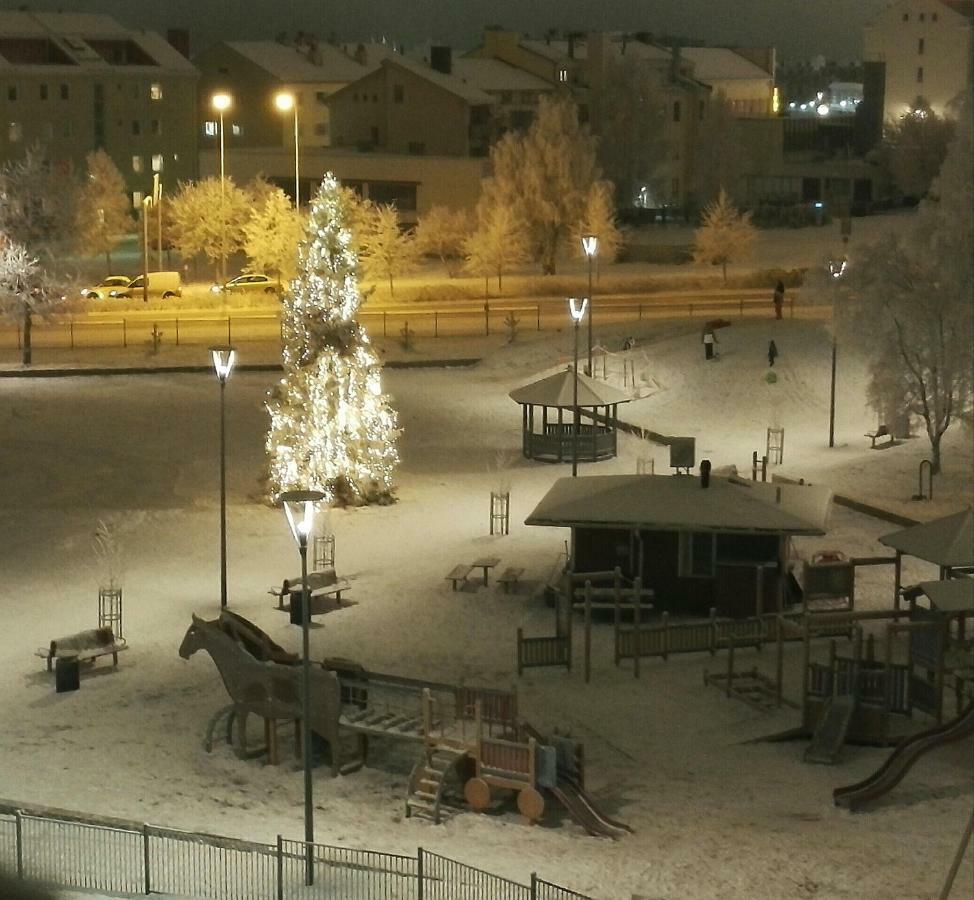 Peaceful City Centre Apartment Рованиеми Екстериор снимка